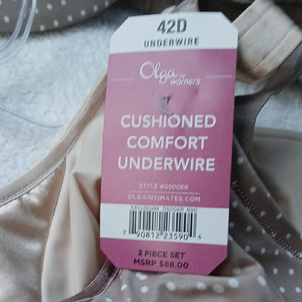 Olga Women's Cushioned Comfort Underwire Bra - Cream/Polka Dot Set of 2